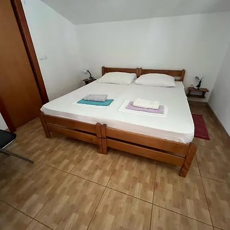 Appartamento House Rusan