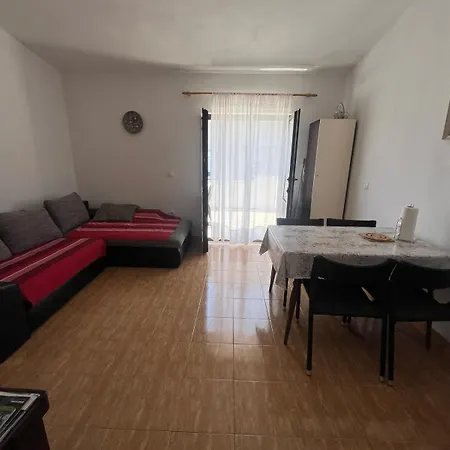 Appartamento House Rusan *