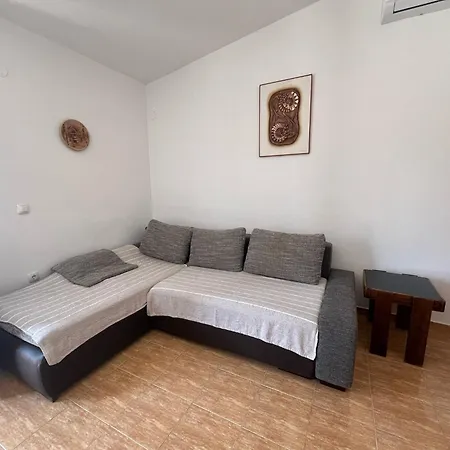 Appartamento House Rusan